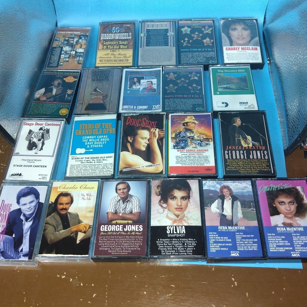 Vintage Country Cassette Tape Lot of 20+ Reba McEntire George Jones Doug...